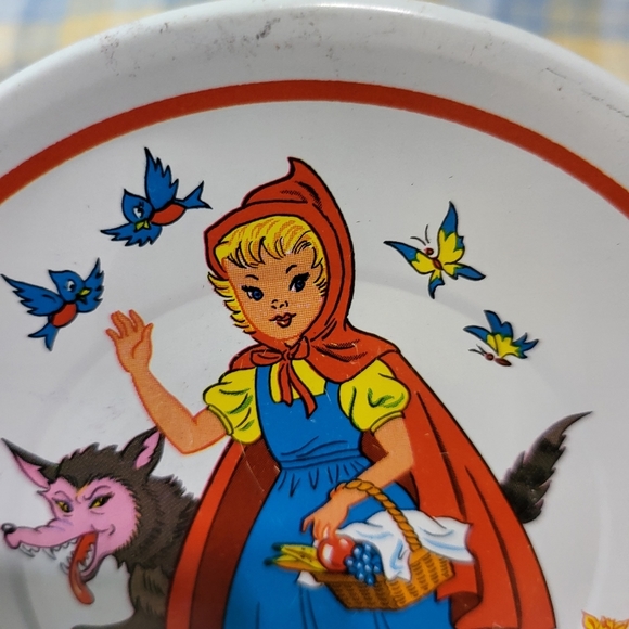 Vtg 70s-80s Red Ridinghood Tea Set Plate Only. Approx 6x6in. - Picture 2 of 6